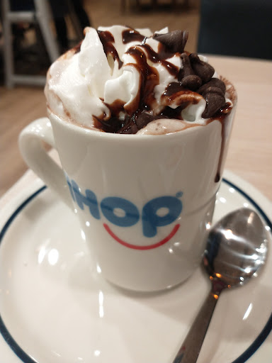 Shopping Mall «Town & Country Shopping Center», reviews and photos, 2615 N Kansas Expy, Springfield, MO 65803, USA