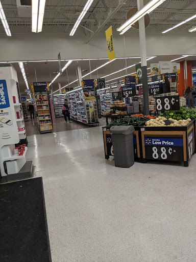 Department Store «Walmart Supercenter», reviews and photos, 2440 W Mason St, Green Bay, WI 54303, USA