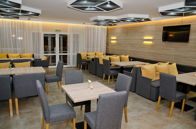 Отзиви за Life, Bar & Kitchen в Плевен - Бар