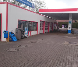 Esso Station Hannover Garbsener LS photo