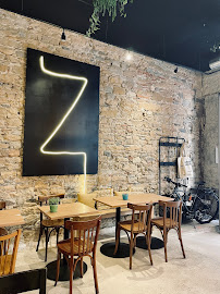 Atmosphère du Restaurant ZEITGEIST café - vegan coffee & cake à Lyon - n°3
