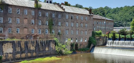 Bridal Shop «Bridal Boutique & Tux Shoppe», reviews and photos, 125 W Main St, Prattville, AL 36067, USA