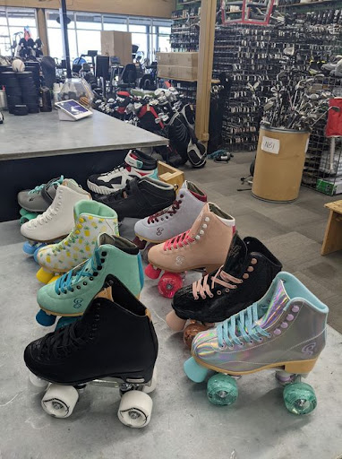 Sporting Goods Store «Play It Again Sports», reviews and photos, 5600 95th St, Oak Lawn, IL 60453, USA