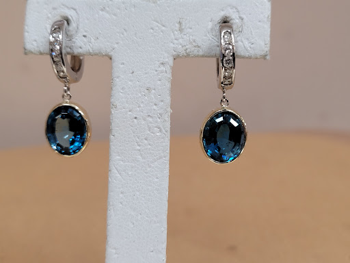 Jewelry Store «MY DIAMOND JEWELRY STORE», reviews and photos, 4120 Washington Rd #170, McMurray, PA 15317, USA