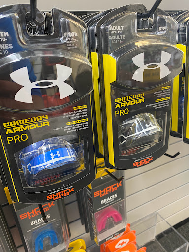 Sporting Goods Store «Play It Again Sports Los Alamitos», reviews and photos, 4141 Katella Ave, Los Alamitos, CA 90720, USA