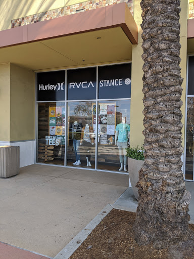 Clothing Store «Tillys», reviews and photos, 27562 Antonio Pkwy, Ladera Ranch, CA 92694, USA