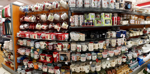 Department Store «T.J. Maxx», reviews and photos, 525 Harvard St, Brookline, MA 02446, USA