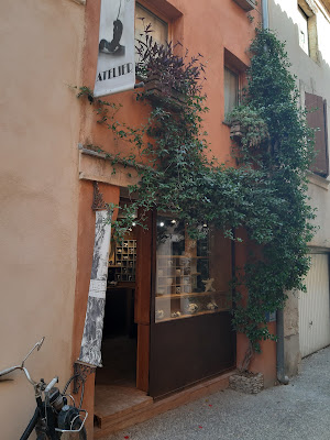 helene raynal céramiste à Saint-Quentin-la-Poterie