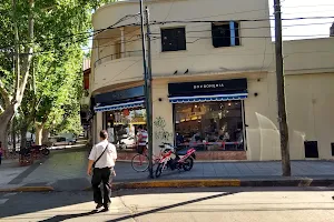 La Colón Panadería & Café image