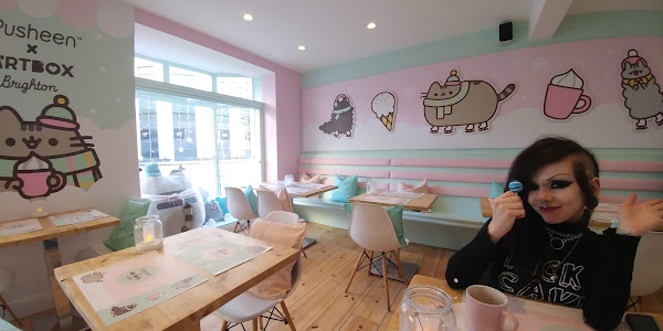 ARTBOX Cafe - Hello Kitty & Friends
