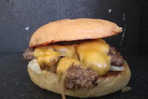 Thayz smash burger image