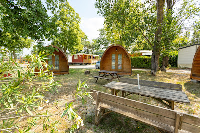 Camping Les Violettes à Deyme