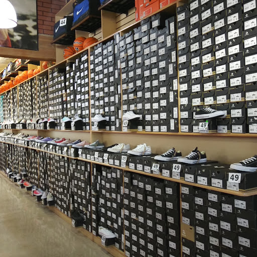 Shoe Store «Shoe City - Costa Mesa», reviews and photos, 3010 Harbor Blvd # A, Costa Mesa, CA 92626, USA