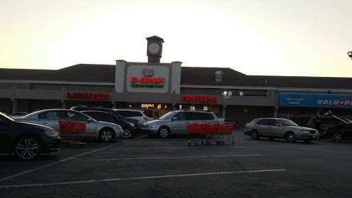 Supermarket «El Ahorro Supermarket», reviews and photos, 201 S Rogers Rd, Irving, TX 75060, USA