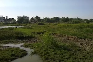 Vahindra River image