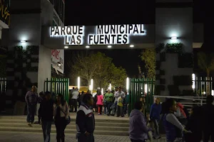 Parque Las Fuentes image