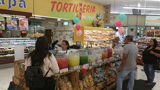 Grocery Store «Northgate Gonzalez Markets», reviews and photos, 831 N Hacienda Blvd, La Puente, CA 91744, USA