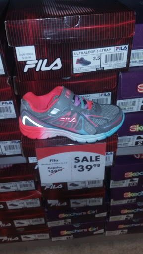 Shoe Store «Shoe Carnival», reviews and photos, 65 S 69th St, Upper Darby, PA 19082, USA