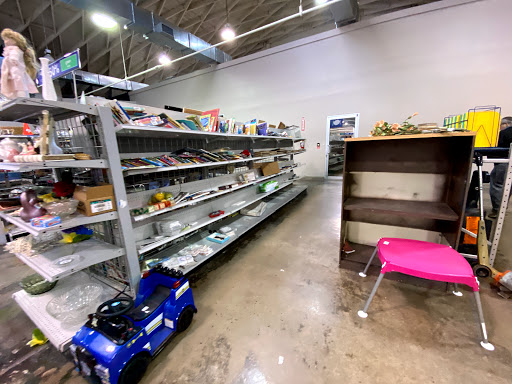 Thrift Store «Goodwill Store and Donation Center», reviews and photos, 3401 Fredericksburg Rd, San Antonio, TX 78201, USA