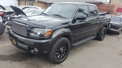 Auto Body Shop «Auto Perfections», reviews and photos, 950 E Whittier Blvd # B, La Habra, CA 90631, USA