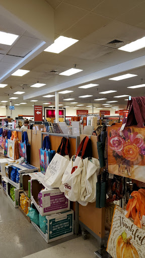 Department Store «T.J. Maxx», reviews and photos, 823 E Baltimore Pike, Kennett Square, PA 19348, USA