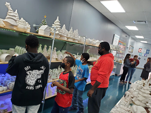 Shopping Mall «The Westover Gallery of Shops», reviews and photos, 1420 Westover Terrace, Greensboro, NC 27408, USA