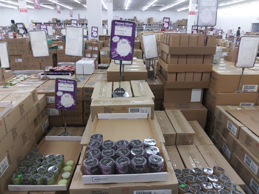 Candle Store «Factory Direct Candles», reviews and photos, 6252 Glenway Ave # A, Cincinnati, OH 45211, USA