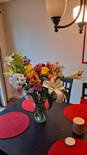 Florist «Hawes Florist», reviews and photos, 70 Powder Mill Rd, Maynard, MA 01754, USA