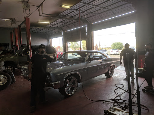 Auto Repair Shop «Llantera Munoz», reviews and photos, 95 W Main St, Avondale, AZ 85323, USA