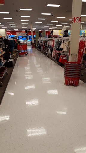 Department Store «Target», reviews and photos, 7200 Dodge St, Omaha, NE 68114, USA