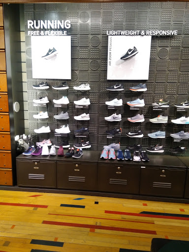 Sporting Goods Store «Nike Running Westport», reviews and photos, 69 Main St, Westport, CT 06880, USA