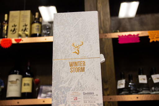 Liquor Store «Five Towns Wines & Liquors Inc», reviews and photos, 601 Burnside Ave, Inwood, NY 11096, USA