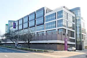 Premier Inn London Chiswick hotel image