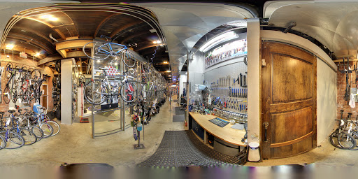 Bicycle Store «Schlegel Bicycles - Pro and Multi-Sport Shop», reviews and photos, 900 N Broadway Ave, Oklahoma City, OK 73102, USA