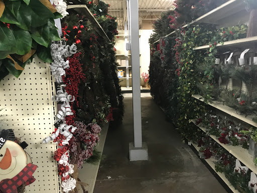 Home Goods Store «At Home», reviews and photos, 11501 Bluegrass Pkwy, Jeffersontown, KY 40299, USA