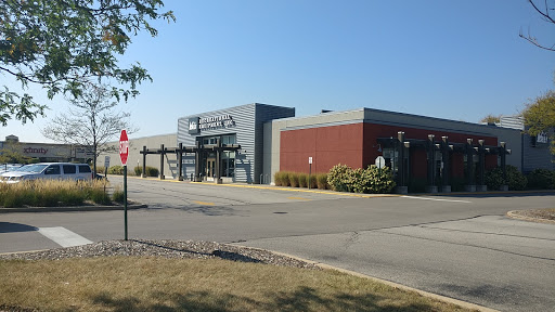 Camping Store «REI», reviews and photos, 1209 E Golf Rd, Schaumburg, IL 60173, USA