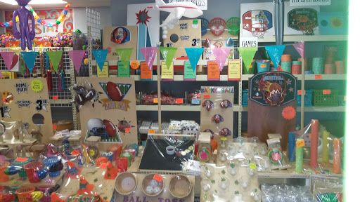 Toy Store «Tex-Cap Toy Wholesale», reviews and photos, 600 E Amber St, San Antonio, TX 78221, USA