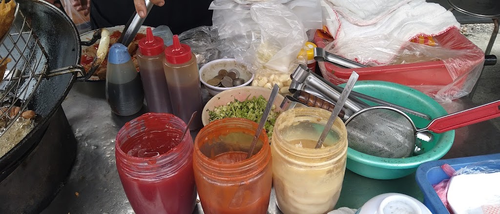 路邊黑輪攤 的照片