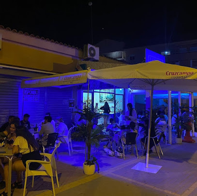 Bar Laguna Beach Club - Av. de la Laguna, 11550 Chipiona, Cádiz, Spain
