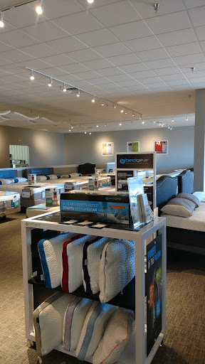 Ashley HomeStore, 1525 US-151 BUS, Platteville, WI 53818, USA, 