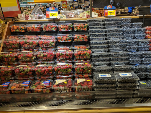 Grocery Store «Stop & Shop», reviews and photos, 2991 Cranberry Hwy, East Wareham, MA 02538, USA