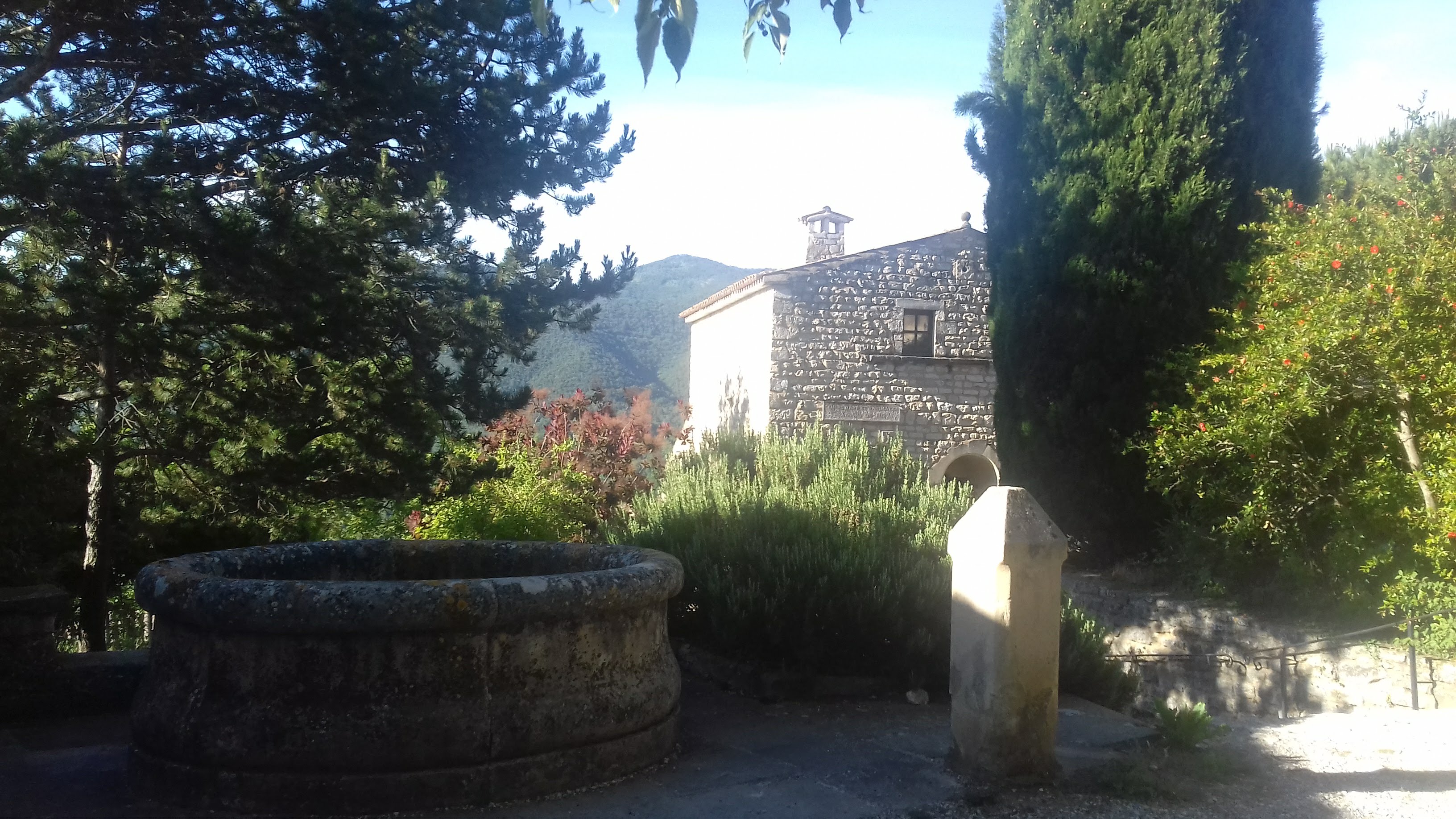 Photo n° 11 de l'avis de NATHALIE.E fait le 24/06/2019 à 06:28