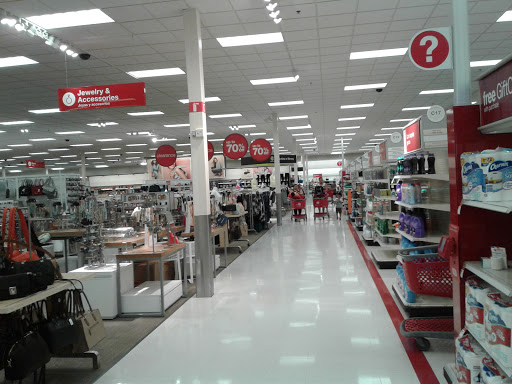 Department Store «Target», reviews and photos, 6100 Arlington Blvd, Falls Church, VA 22044, USA