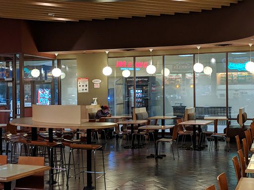 Outlet Mall «Tanger Outlet Riverhead», reviews and photos, 200 Tanger Mall Dr, Riverhead, NY 11901, USA