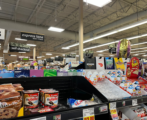 Grocery Store «Kroger», reviews and photos, 305 E Lewis and Clark Pkwy, Clarksville, IN 47129, USA