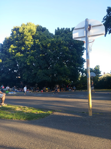 Park «Kern Park», reviews and photos, SE 67th Ave & Center St, Portland, OR 97206, USA