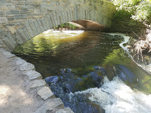 Garden «Minnehaha Falls (Hiawatha Statue)», reviews and photos, 4801 S Minnehaha Park Dr, Minneapolis, MN 55417, USA