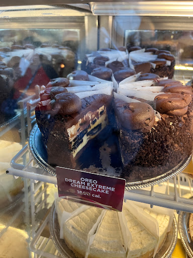 Restaurant «The Cheesecake Factory», reviews and photos, 210 Andover St, Peabody, MA 01960, USA