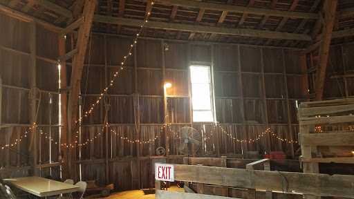 Tourist Attraction «Secrest 1883 Octagonal Barn», reviews and photos, 5750 Osage St SE, West Liberty, IA 52776, USA