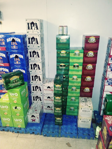 Liquor Store «Atlas Liquors», reviews and photos, 591 Hyde Park Ave, Roslindale, MA 02131, USA